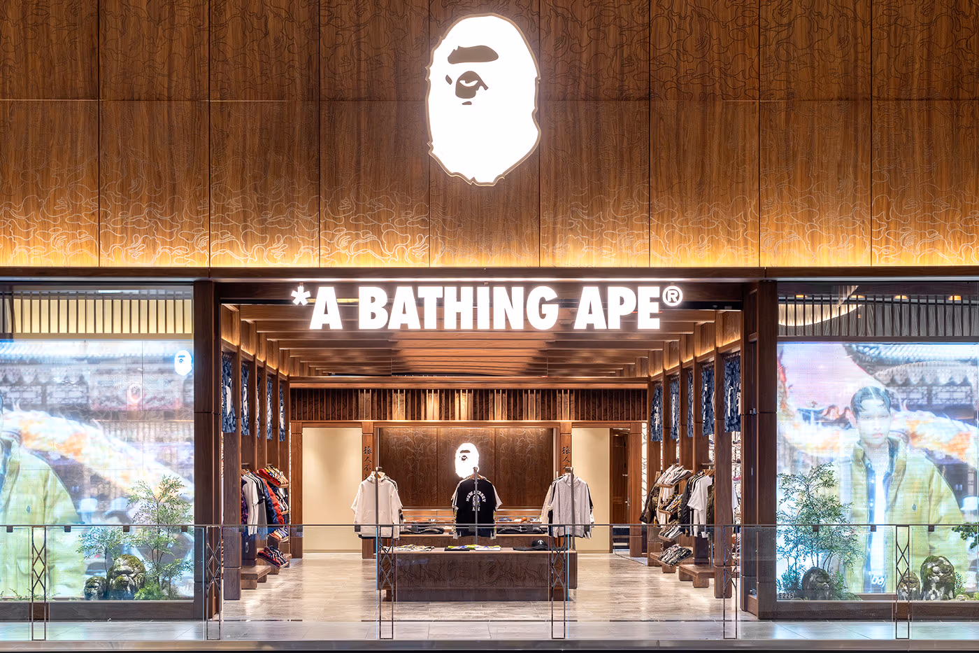 BAPE récompensé aux International Design Awards du Retail Design Institute pour son concept “American Dream”