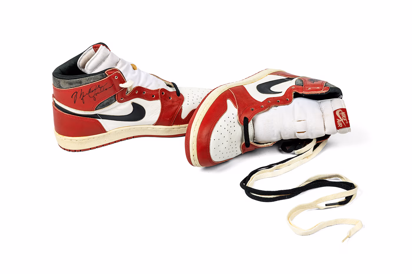 JOOPITER met aux enchères cinq paires mythiques de Michael Jordan dans la vente “Jordan’s Jordans”