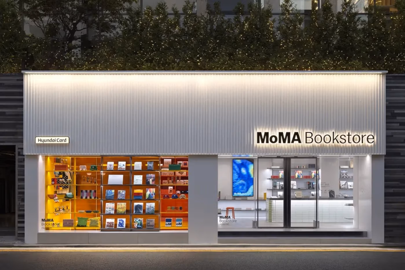 MoMA inaugure sa première librairie au monde à Séoul en partenariat avec Hyundai Card