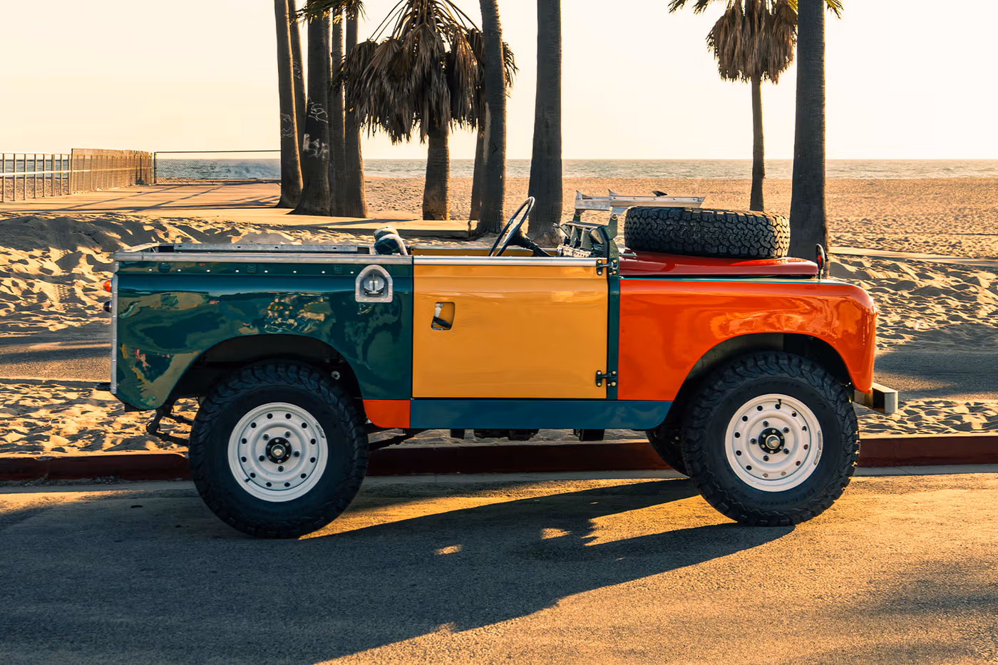 Sean Wotherspoon et Stuff by Spot réinventent un rare Land Rover Series 2 de 1958 à Monterey