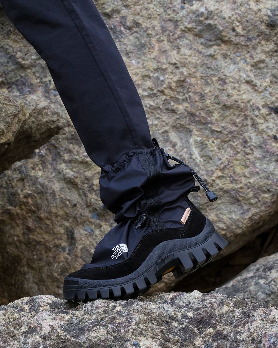 Collection Hender Scheme x The North Face SS22