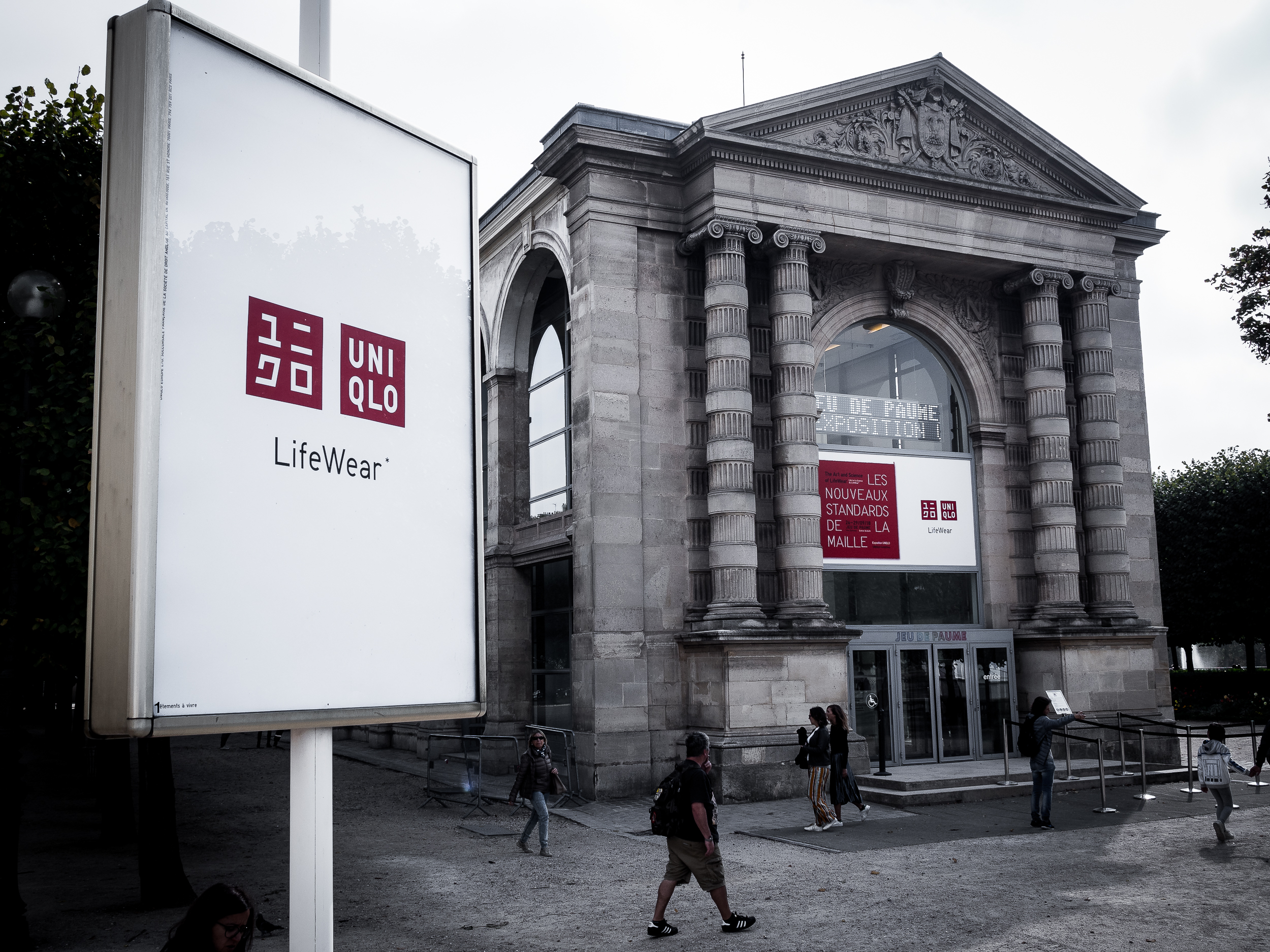 REPORT: EXPOSOTION UNIQLO – L'ART ET LA SCIENCE DU LIFEWEAR: LES NOUVEAUX STANDARDS DE LA MAILLE