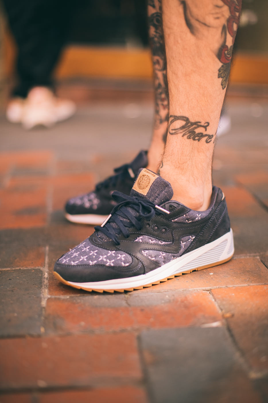 UP THERE STORE X SAUCONY GRID 8000 'SASHIKO'