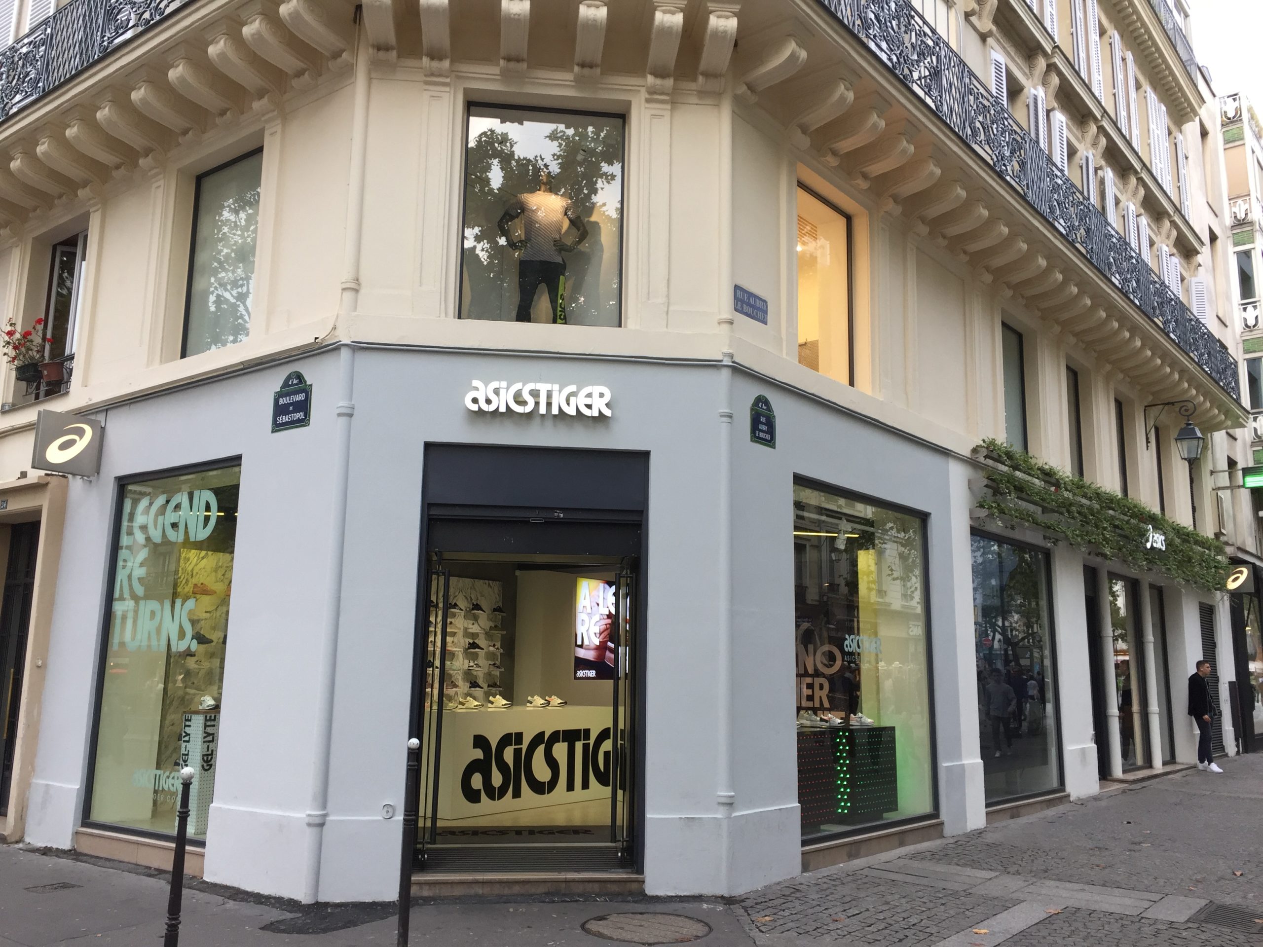 ASICS et ASICS TIGER: Ouverture du premier Concept Store de France
