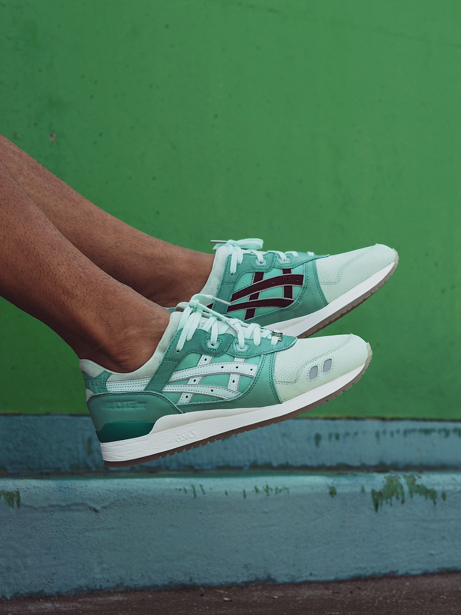 Highs & Lows x Asics Gel-Lyte III "Silver Screen"