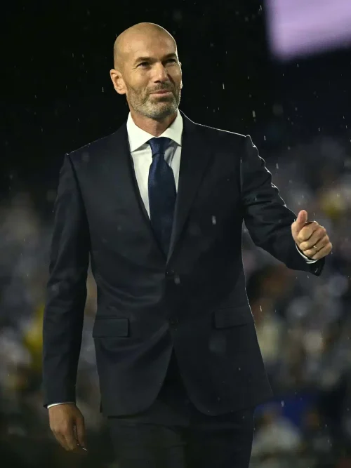 Zinédine Zidane bientôt sélectionneur des Bleus ? Une succession annoncée après 2026