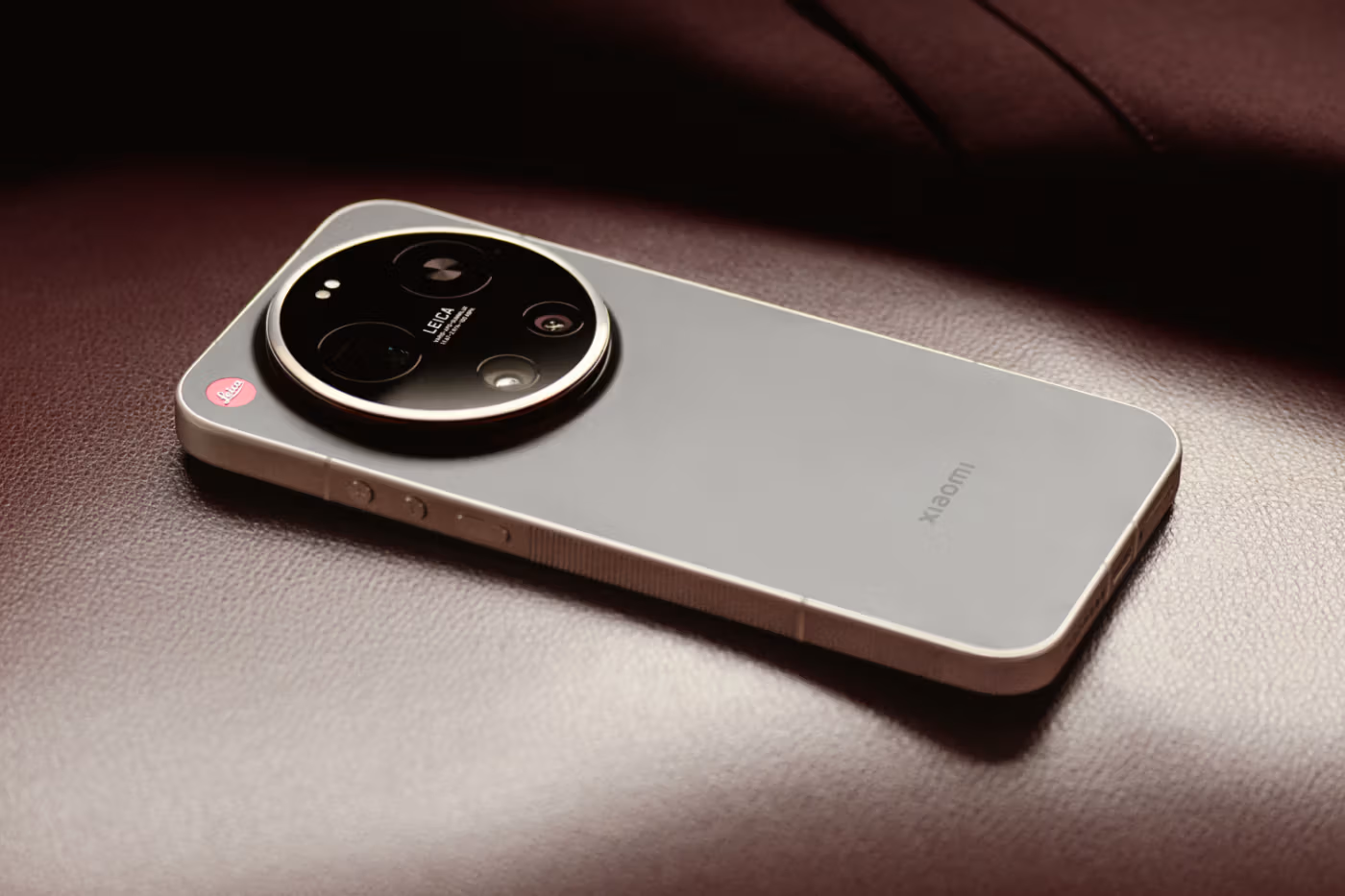 Leica s’associe à Xiaomi et dévoile le Leica Leitzphone, son premier smartphone international