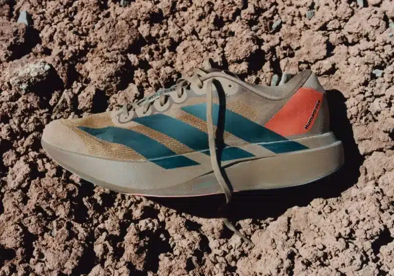 Pharrell Williams et adidas dévoilent la Adizero EVO SL Humanrace “Mars”