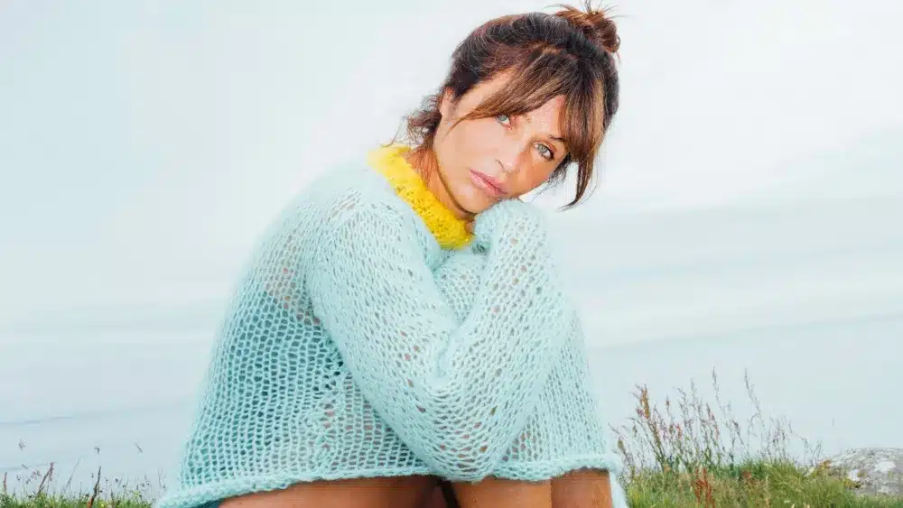 Helena Christensen x Gudrun & Gudrun : une capsule de maille artisanale entre nature et féminité