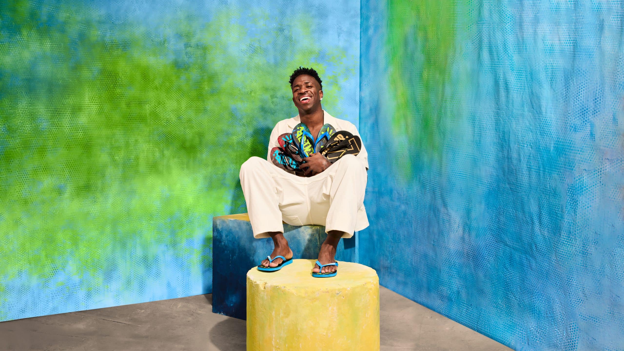 Havaianas x Vinícius Jr. : une collaboration solaire entre mode et football inspirée du lifestyle brésilien