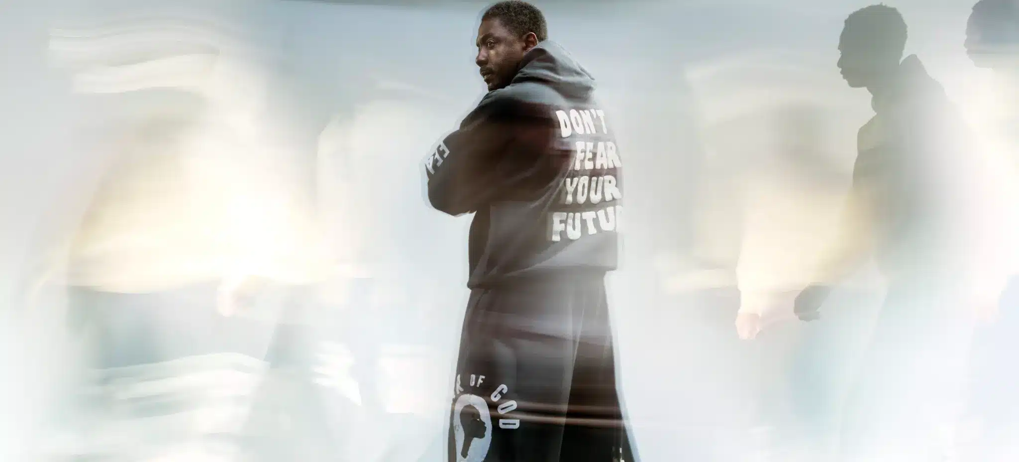 Fear of God s’engage pour la jeunesse avec une capsule solidaire avec la fondation d’Idris Elba