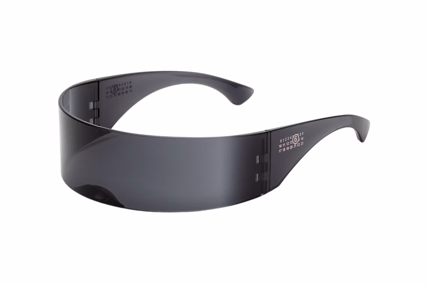 MM6 Maison Margiela dévoile les Lunettes 6 Noires, pièce centrale de sa collection SS26