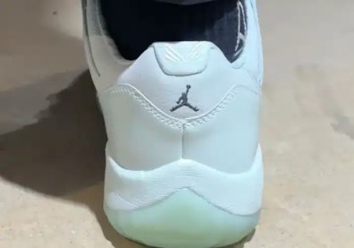jaide-air-jordan-11-low-iw1883-300-4-696x487