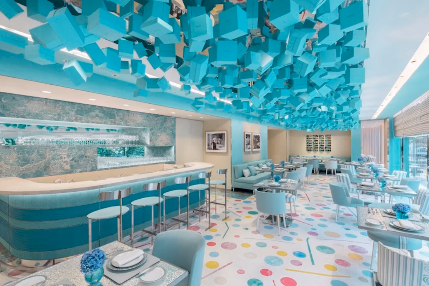 Tiffany & Co. ouvre son célèbre Blue Box Café à Hong Kong