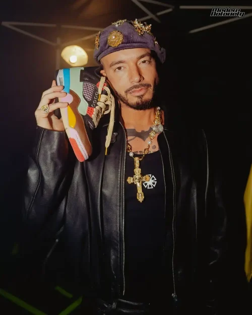 J Balvin x Air Jordan 4 “Multicolor” : la date de lancement se précise