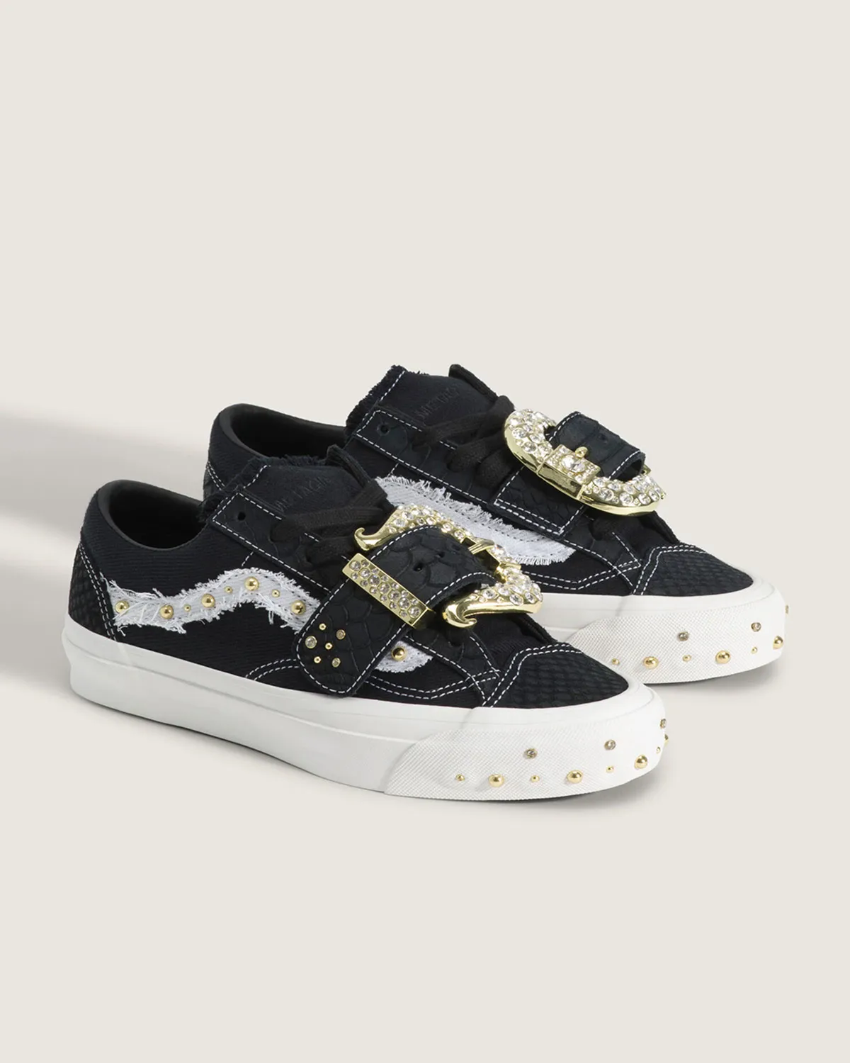 METAGIRL revisite la Vans Old Skool 36 avec une version “Diva” entre custom et esthétique punk