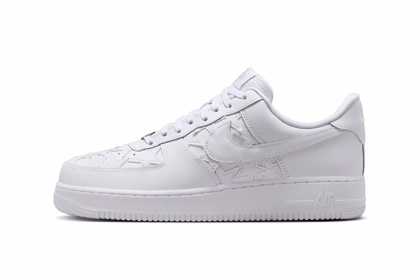 Nike sublime son classique avec la nouvelle Air Force 1 Low « White Stars »