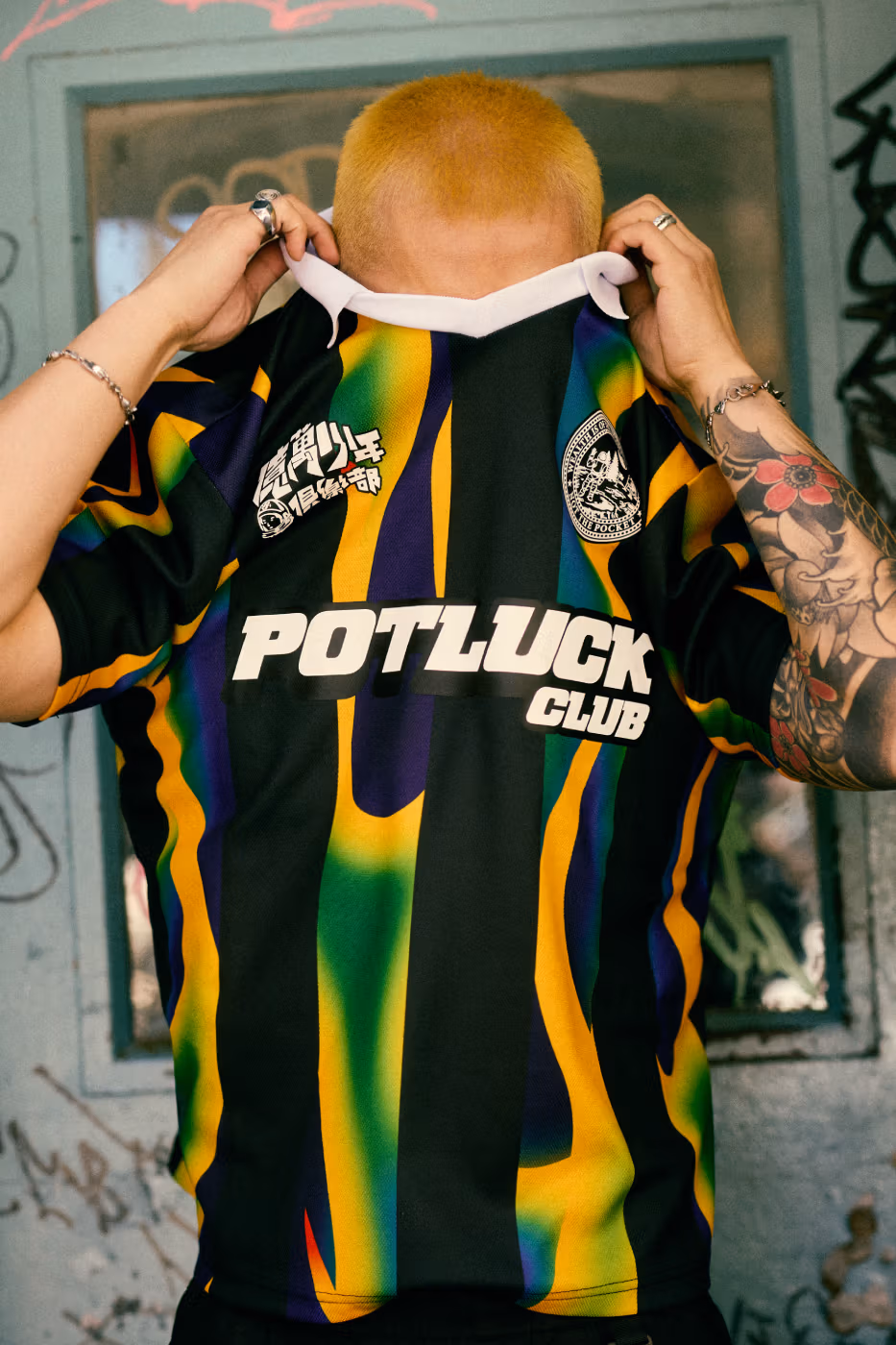 Billionaire Boys Club célèbre Chinatown avec une collaboration exclusive inspirée du football