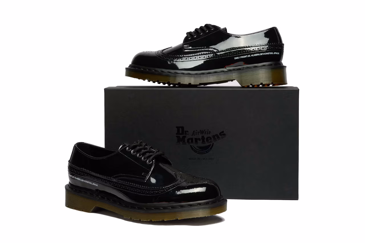 fragment design et Dr. Martens signent le retour élégant de la Hollingborn Brogue