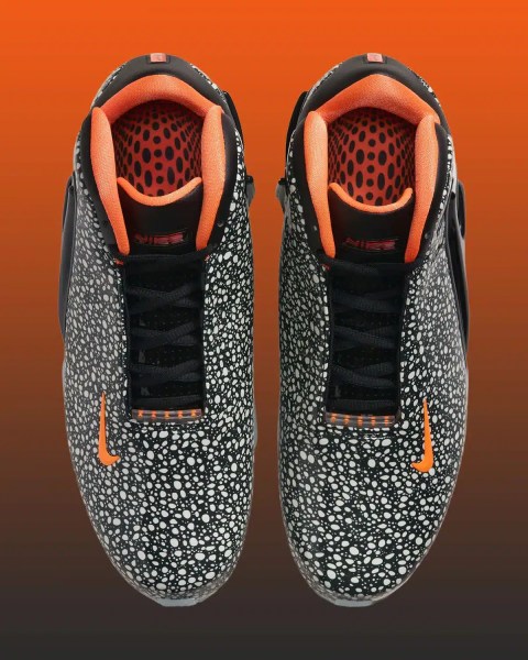 NIKE ZOOM HYPERFLIGHT « SAFARI » : LE MODÈLE BASKETBALL DES ANNÉES 2000 S’HABILLE D’UN PRINT CULTE, photo 3