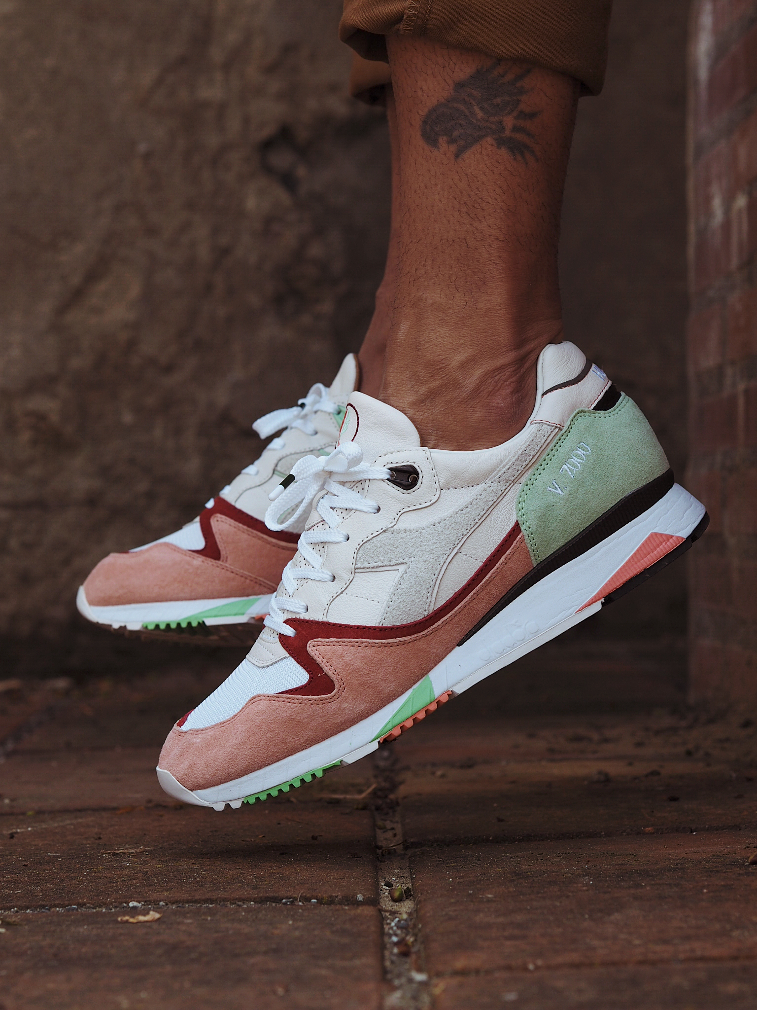 Diadora V7000 x AFEW "Highly Addictive"