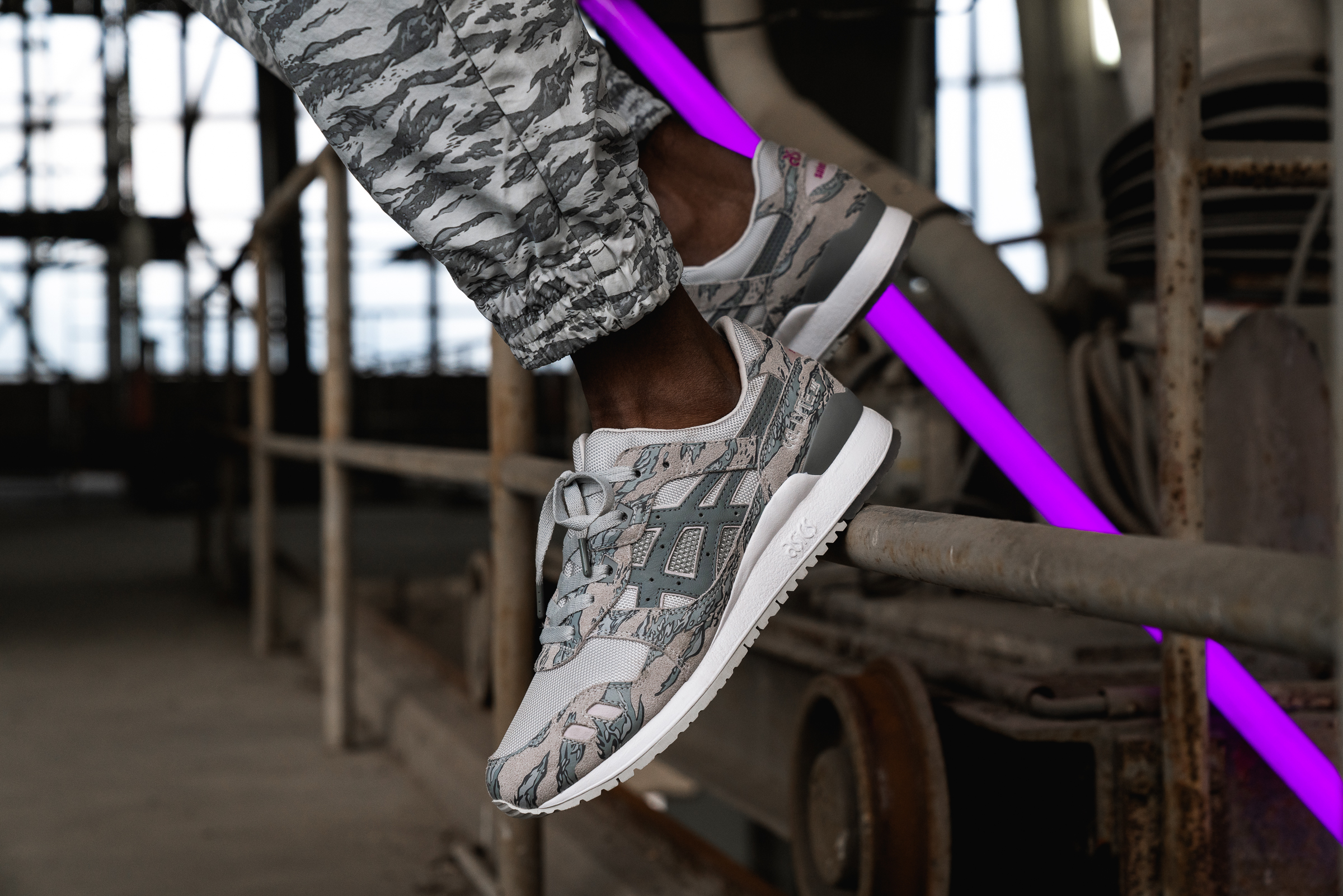 SOLEBOX X ATMOS X ASICS GEL LYTE 3