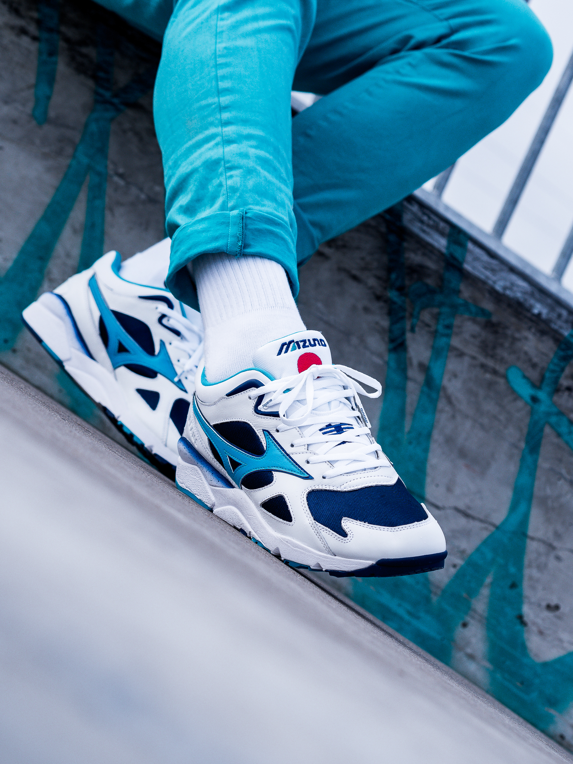 BEAMS X MIZUNO SKY MEDAL