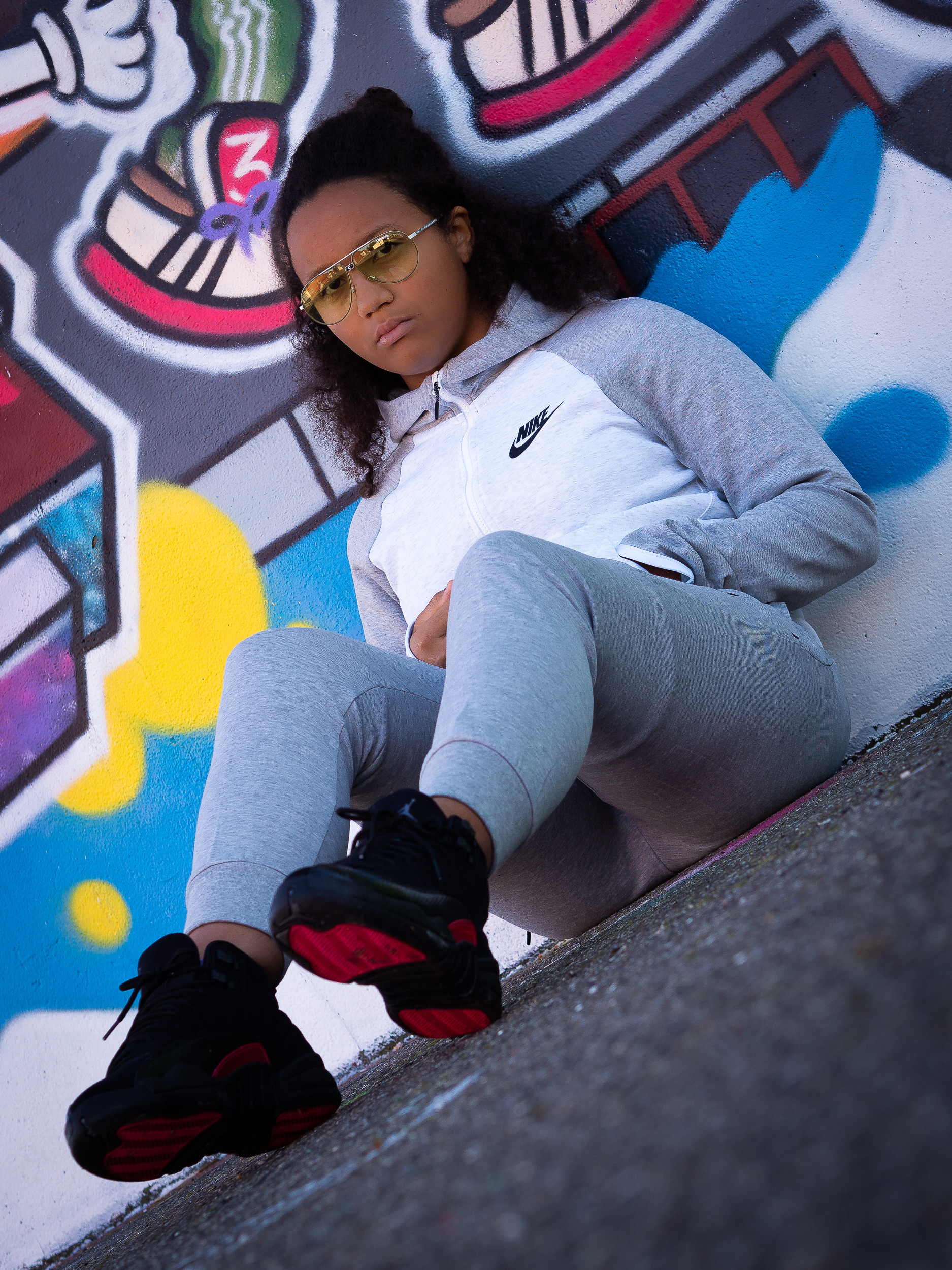 OUTFIT: BLACK AND GREY TRACKSUIT AVEC NIKE