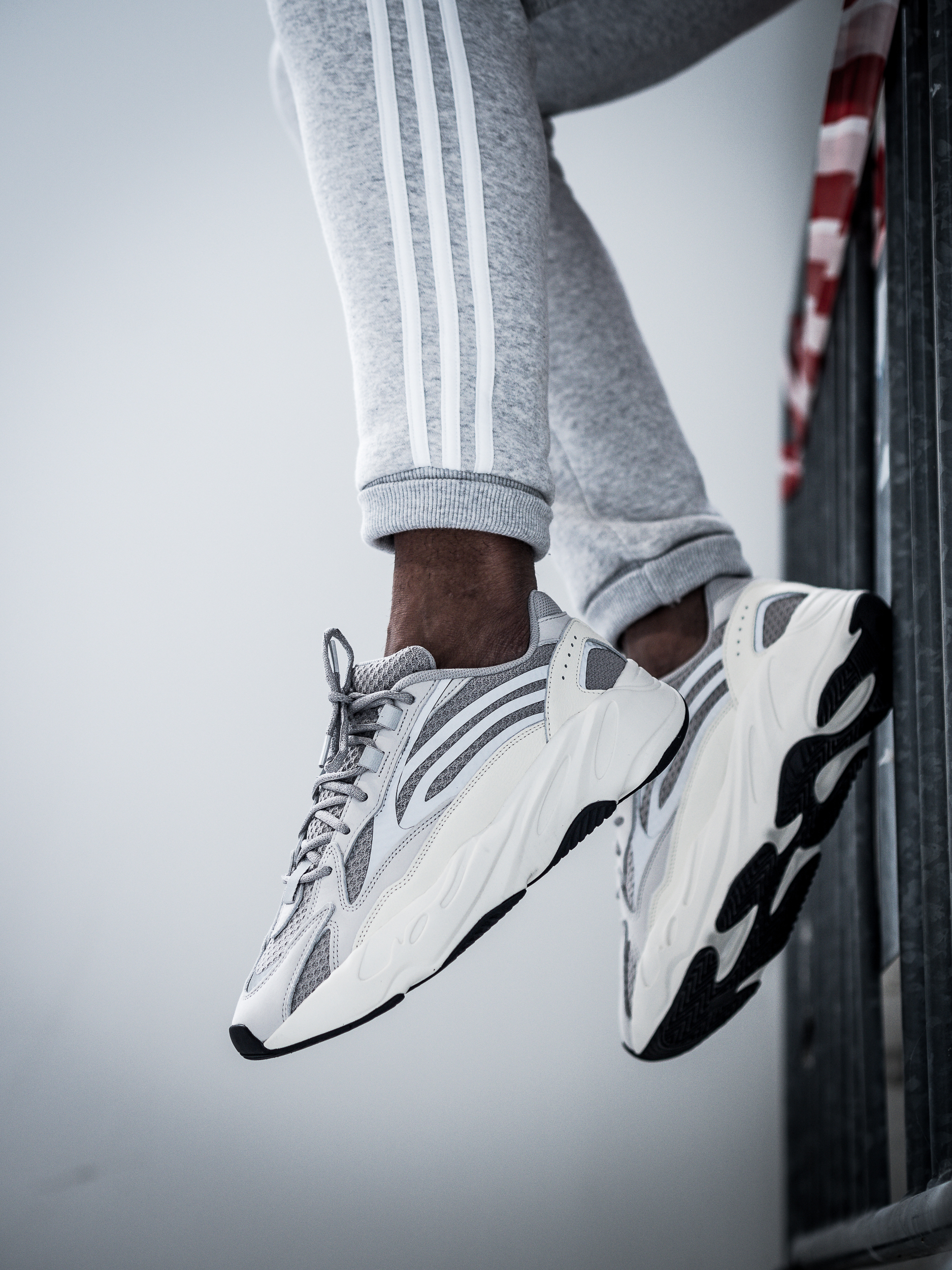 ADIDAS YEEZY BOOST 700 V2 "STATIC"
