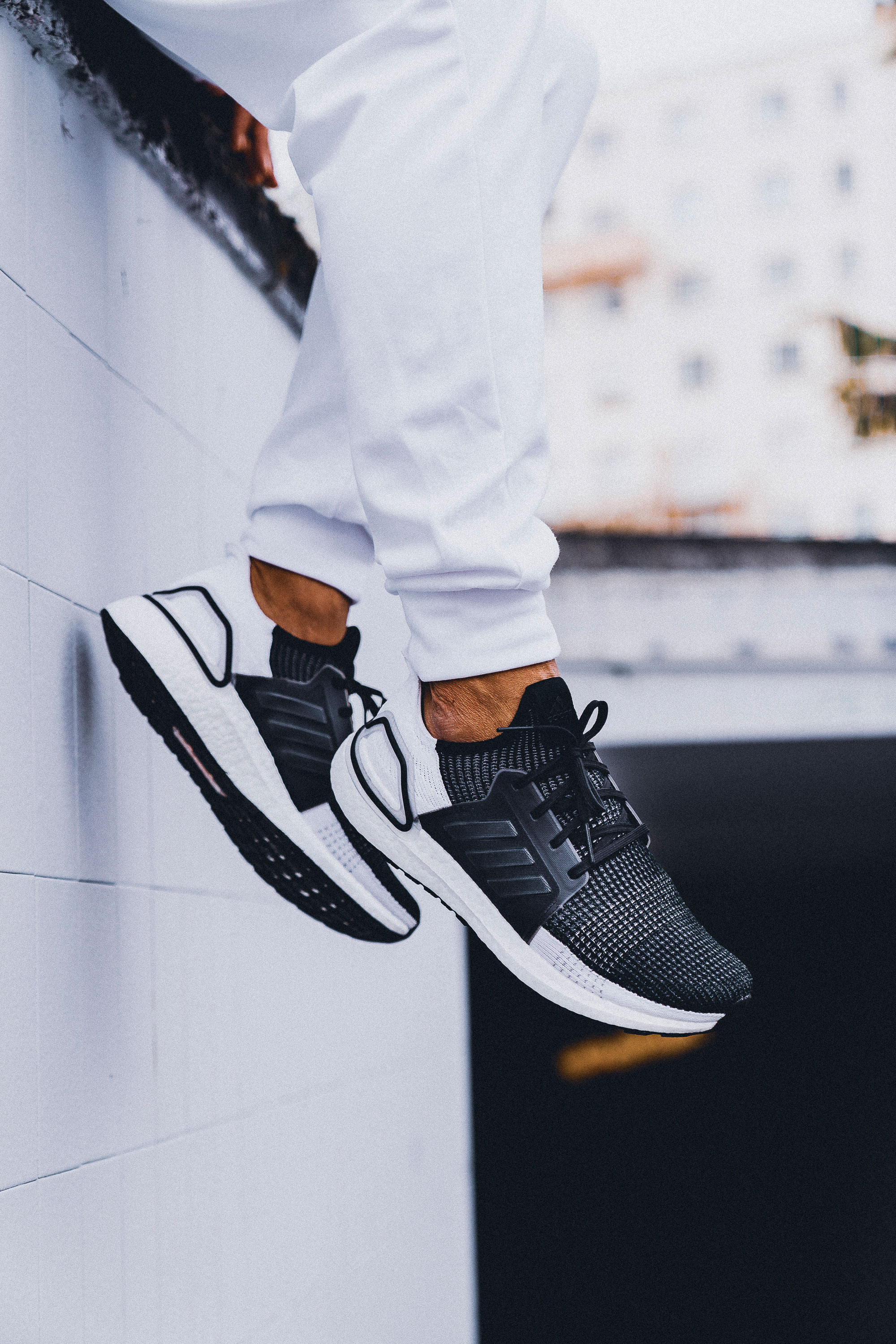 ADIDAS ULTRA BOOST 19