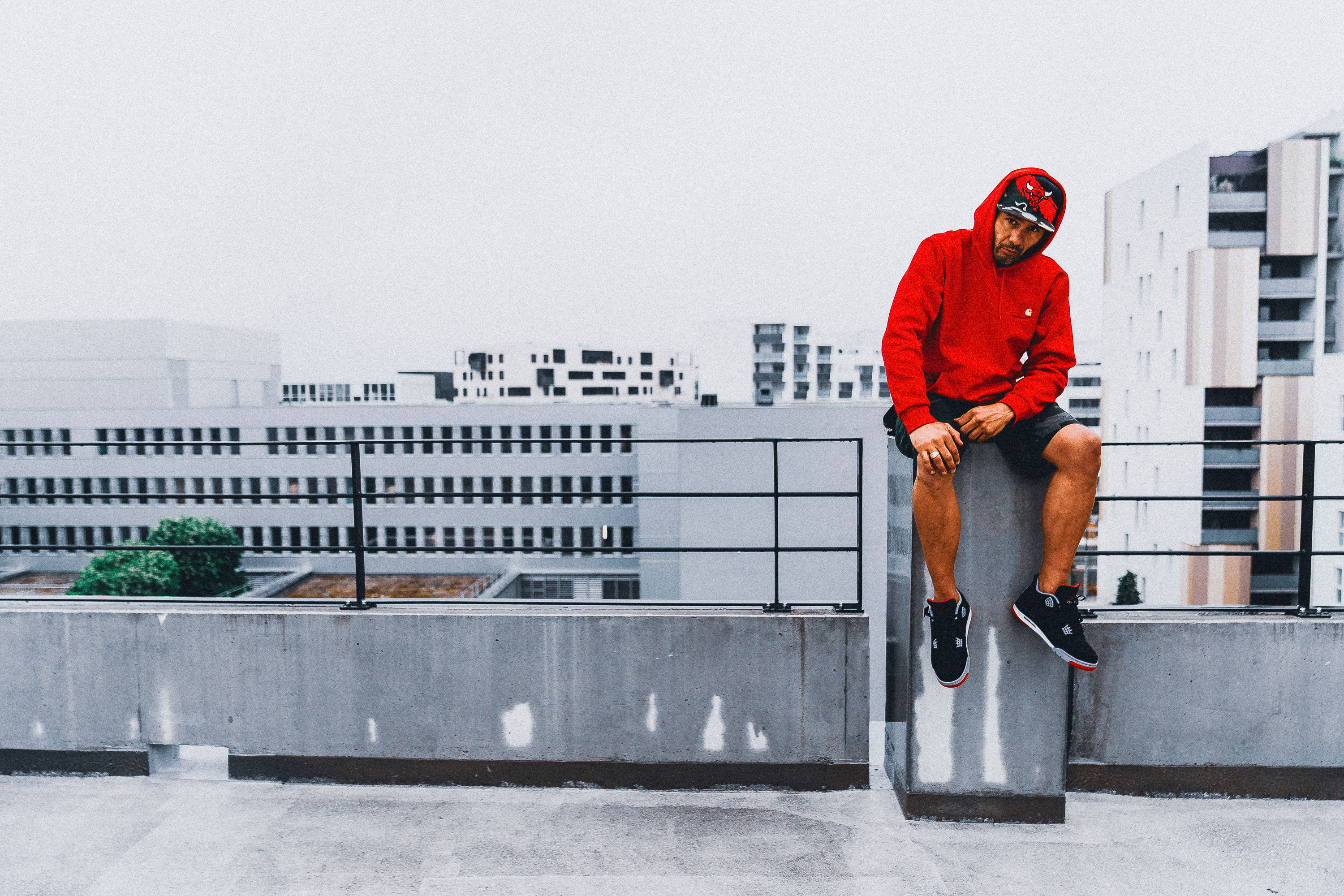 NIKE AIR JORDAN IV BRED "THE SHOT"