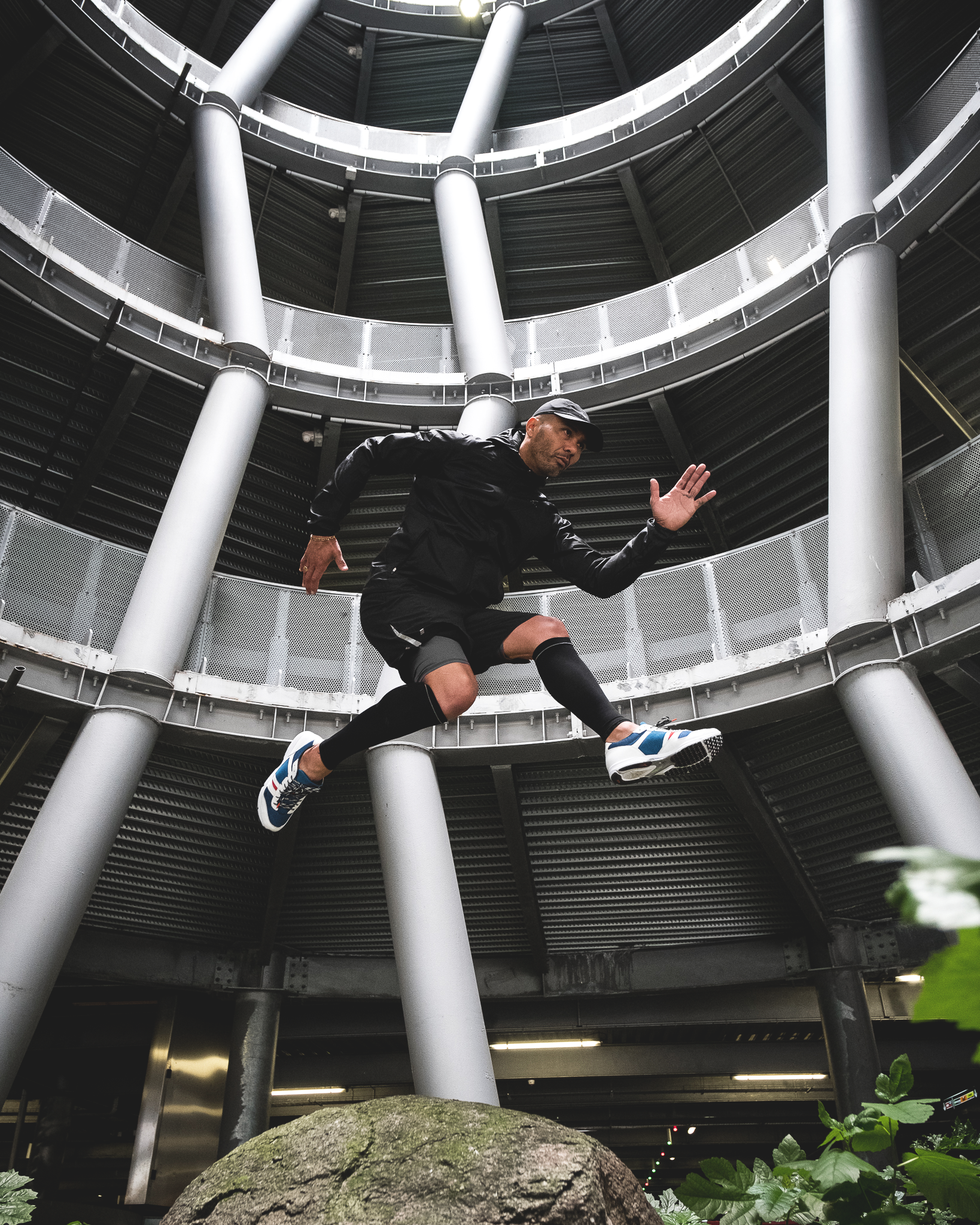 FUTUR X MIZUNO WAVE EMPEROR 3