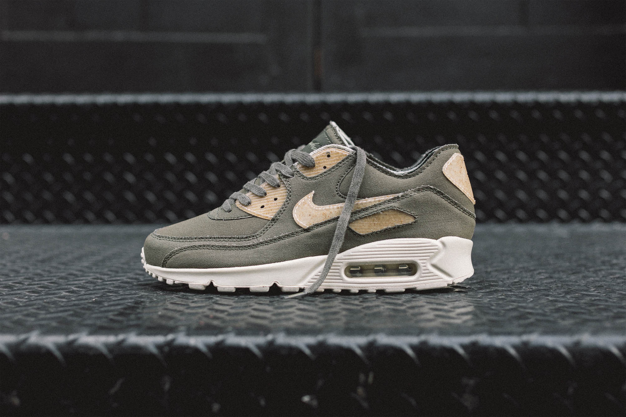 MAHARISHI X NIKE AIR MAX 90 « MAHA OLIVE »