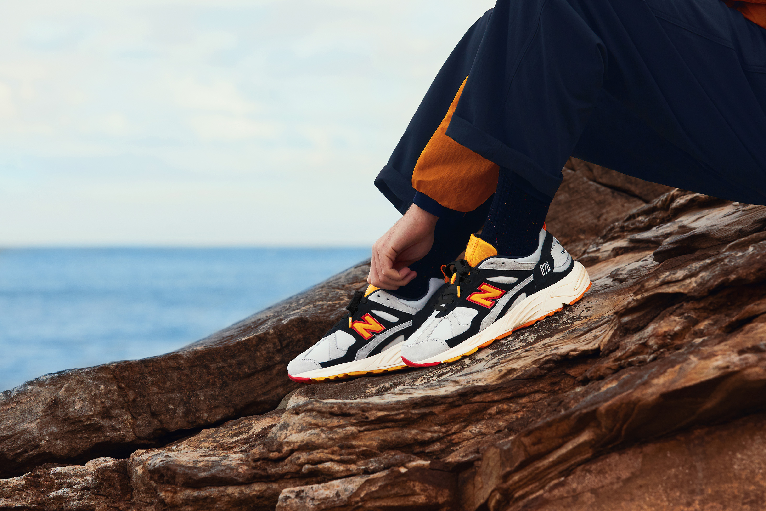 END. X NEW BALANCE 878 « GREY GULL »