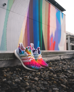 NICE KICKS X ADIDAS ULTRA BOOST « WOODSTOCK » 50th ANNIVERSARY », photo 2