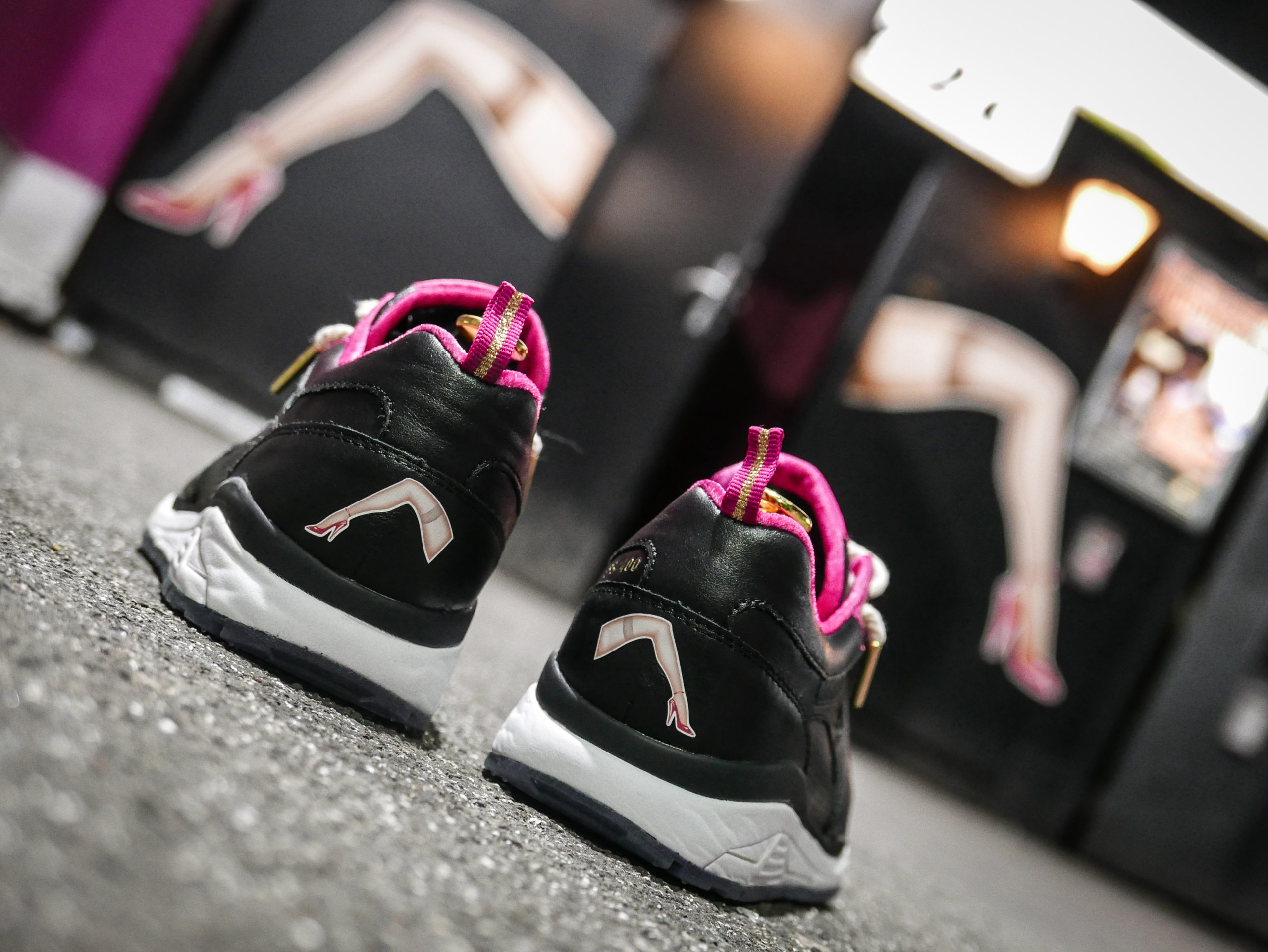 GlOry hOle x KangaROOS Reeperbahn Mig Kiez Full Size, photo 9