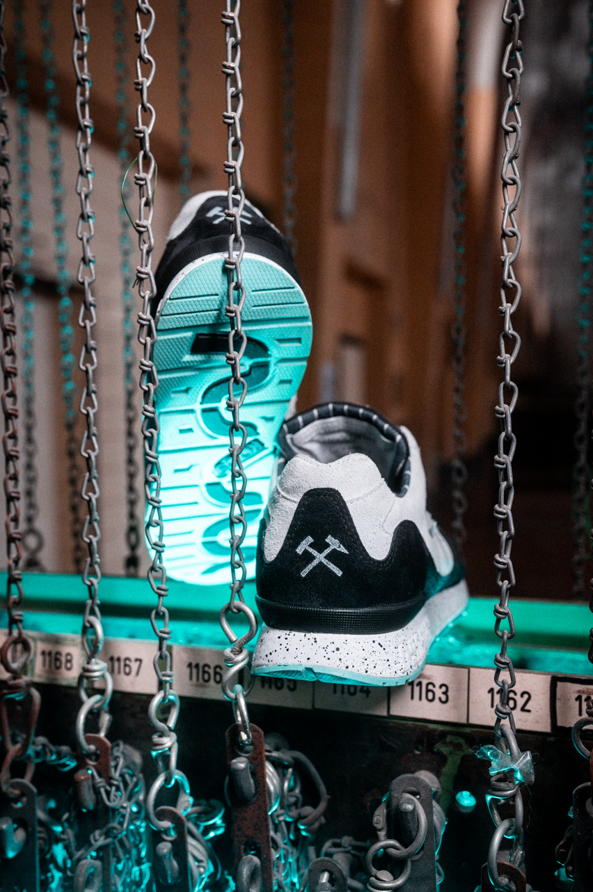 GRUBENHELDEN X KANGAROOS « PAWER »
