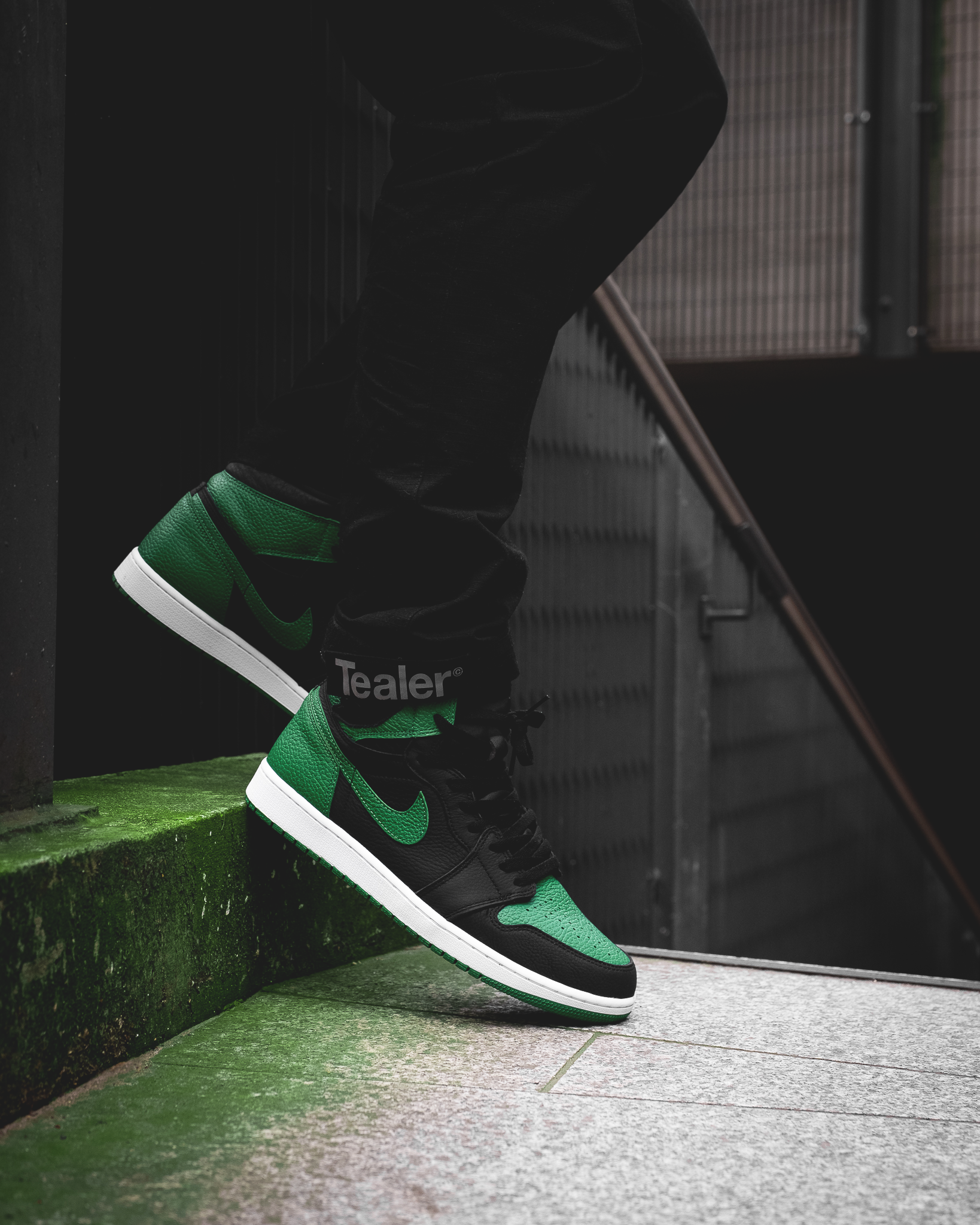 AIR JORDAN 1 RETRO HIGH OG « PINE GREEN »