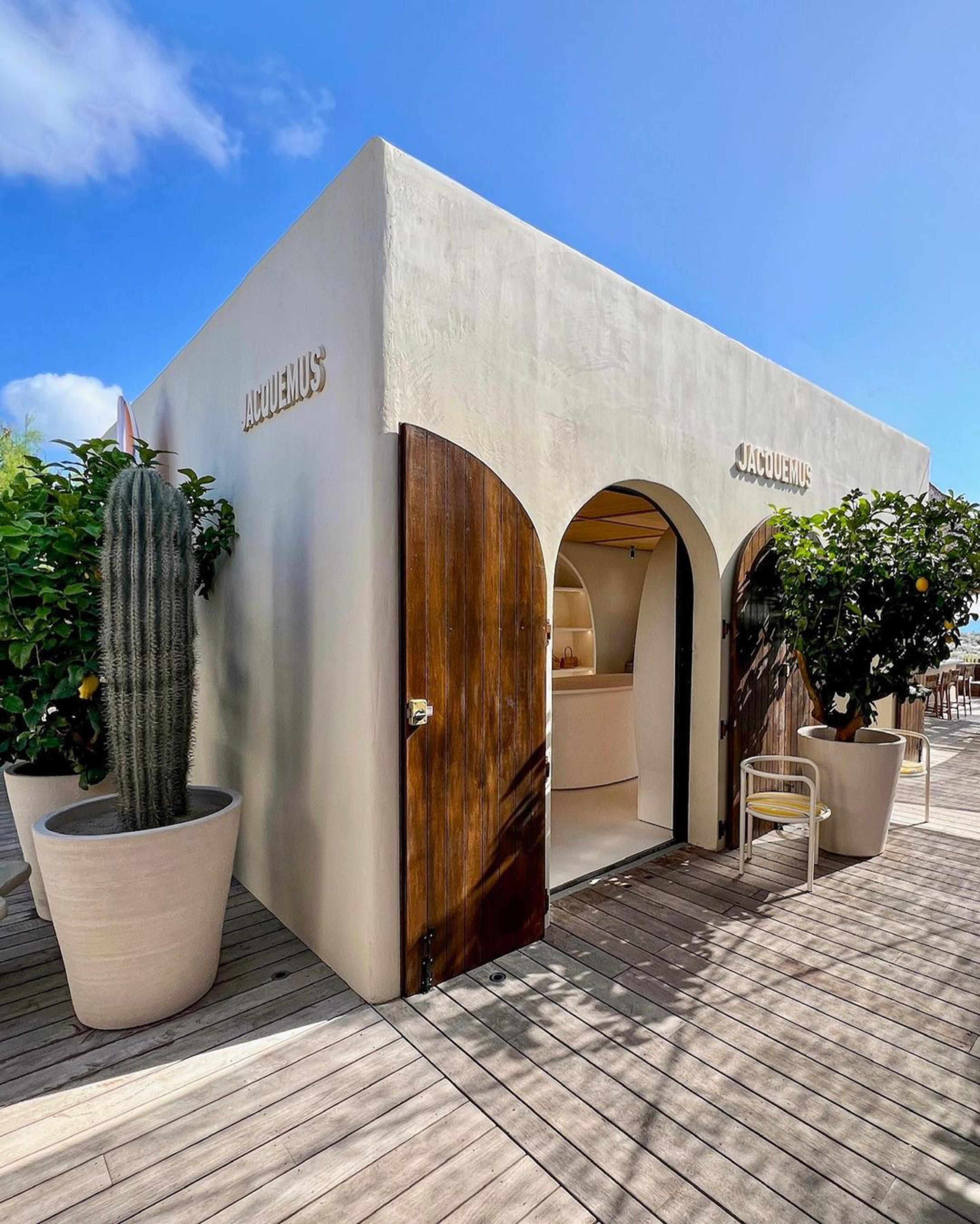 JACQUEMUS, pop-up store et plage privée, photo 3