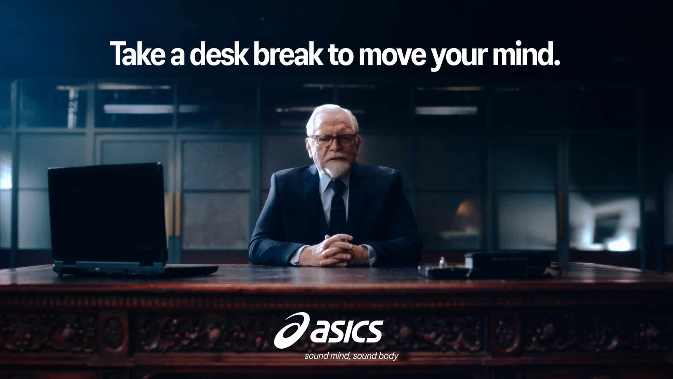 Asics « The Desk Break », with Brian Cox