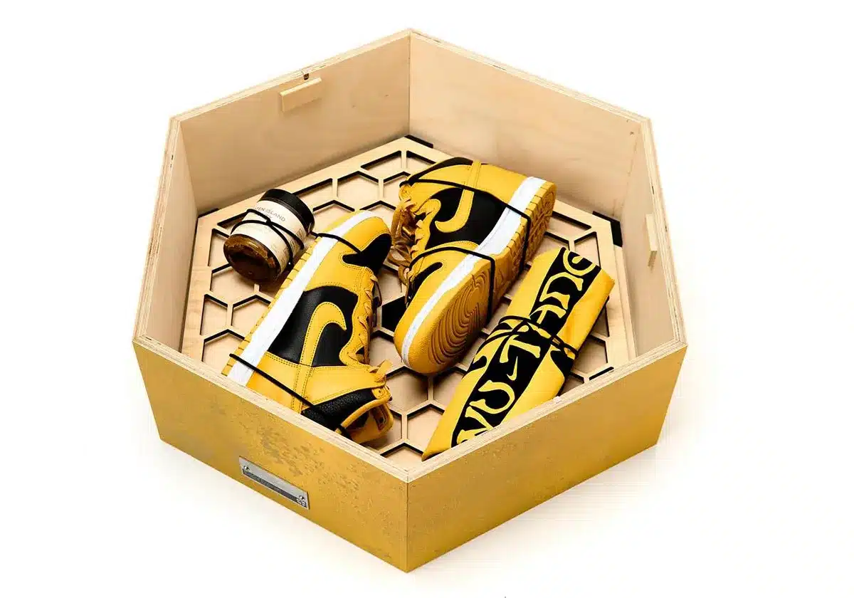 Nike Dunk High x Wu-Tang Clan 2024 with Special Box