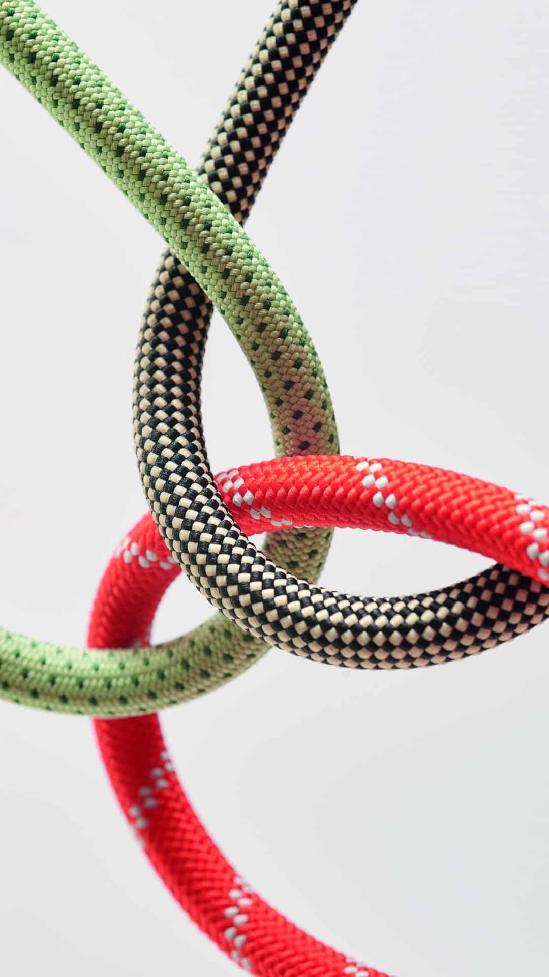 7405 7429 7443 Dopper Cord Lifestyle Studio 1080x1920 CMYK