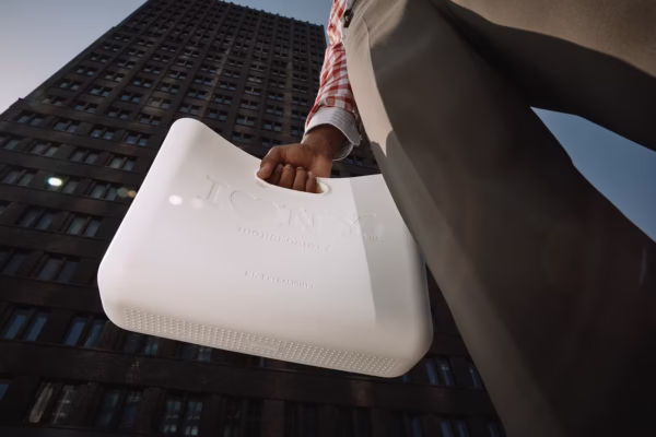 Highsnobiety x XL EXTRALIGHT : le sac culte revient avec un twist « I love NY », photo 3
