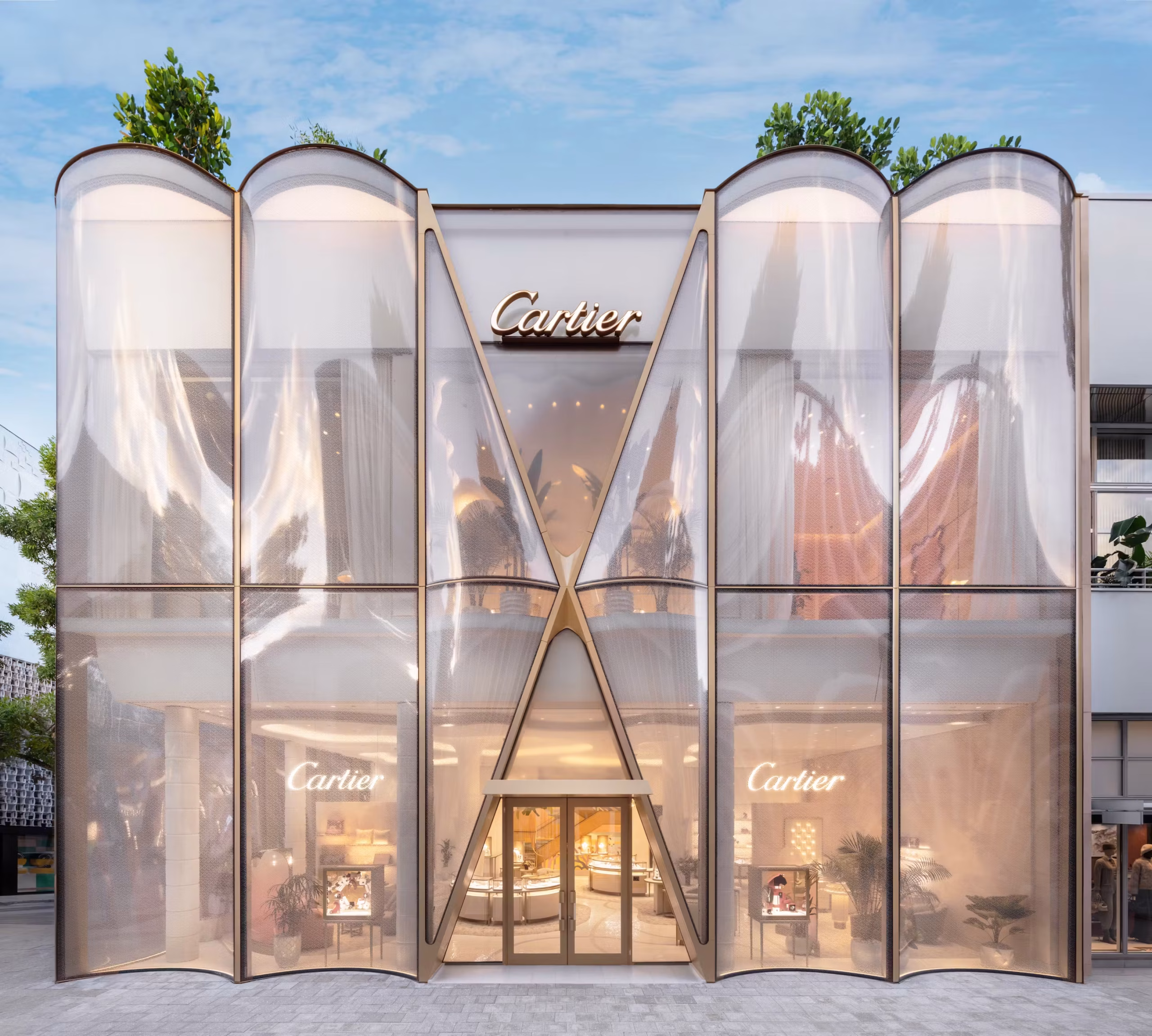 Cartier rouvre sa boutique du Miami Design District : un oasis d’architecture et d’art
