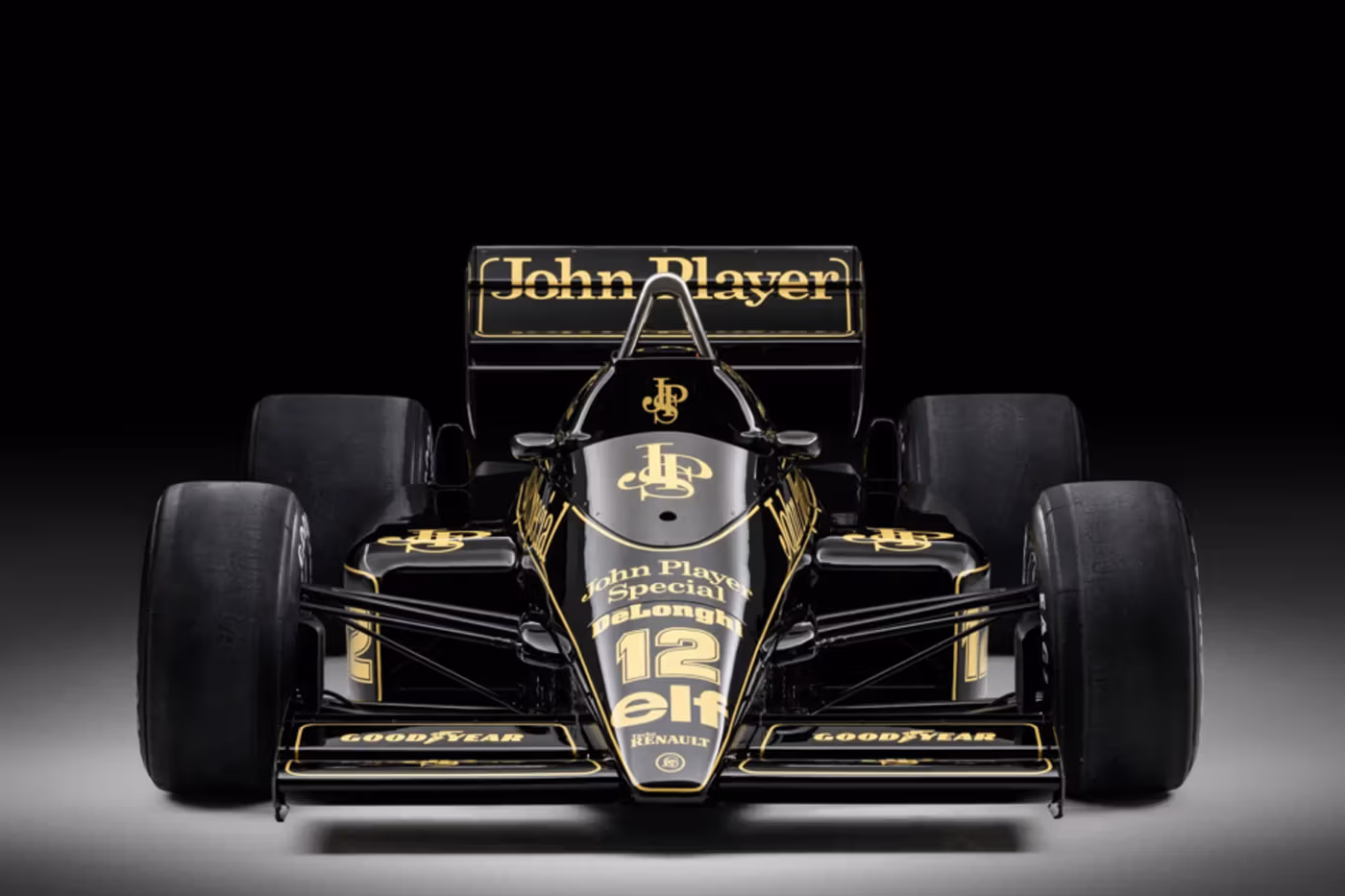 La légendaire Lotus 98T de 1986 d’Ayrton Senna bientôt aux enchères, estimée jusqu’à 12 millions de dollars