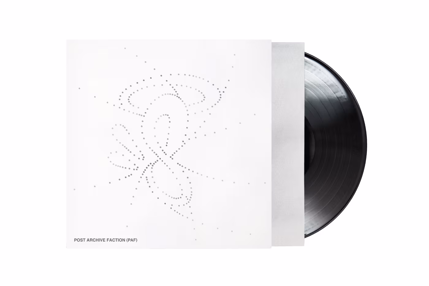 SYNA de Central Cee signe une capsule exclusive avec POST ARCHIVE FACTION