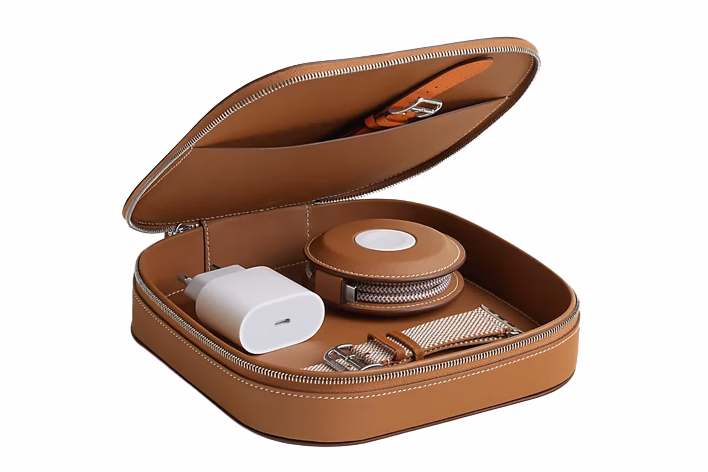 Hermès Paddock Yoyo Charger : quand le luxe artisanal sublime la technologie du quotidien