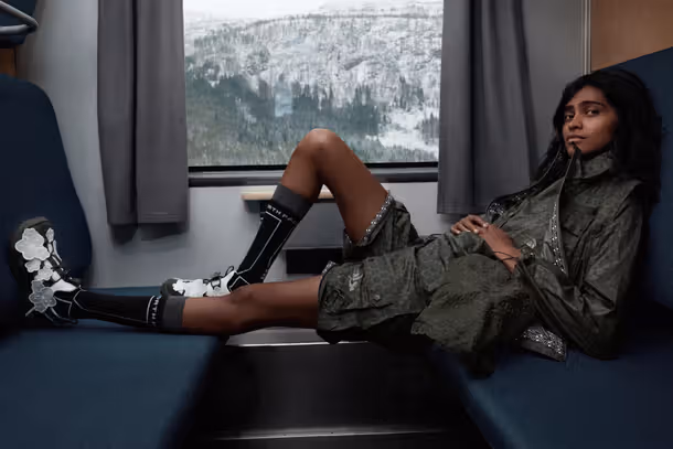 The North Face x Cecilie Bahnsen : une collab techwear romantique qui redéfinit la street féminine