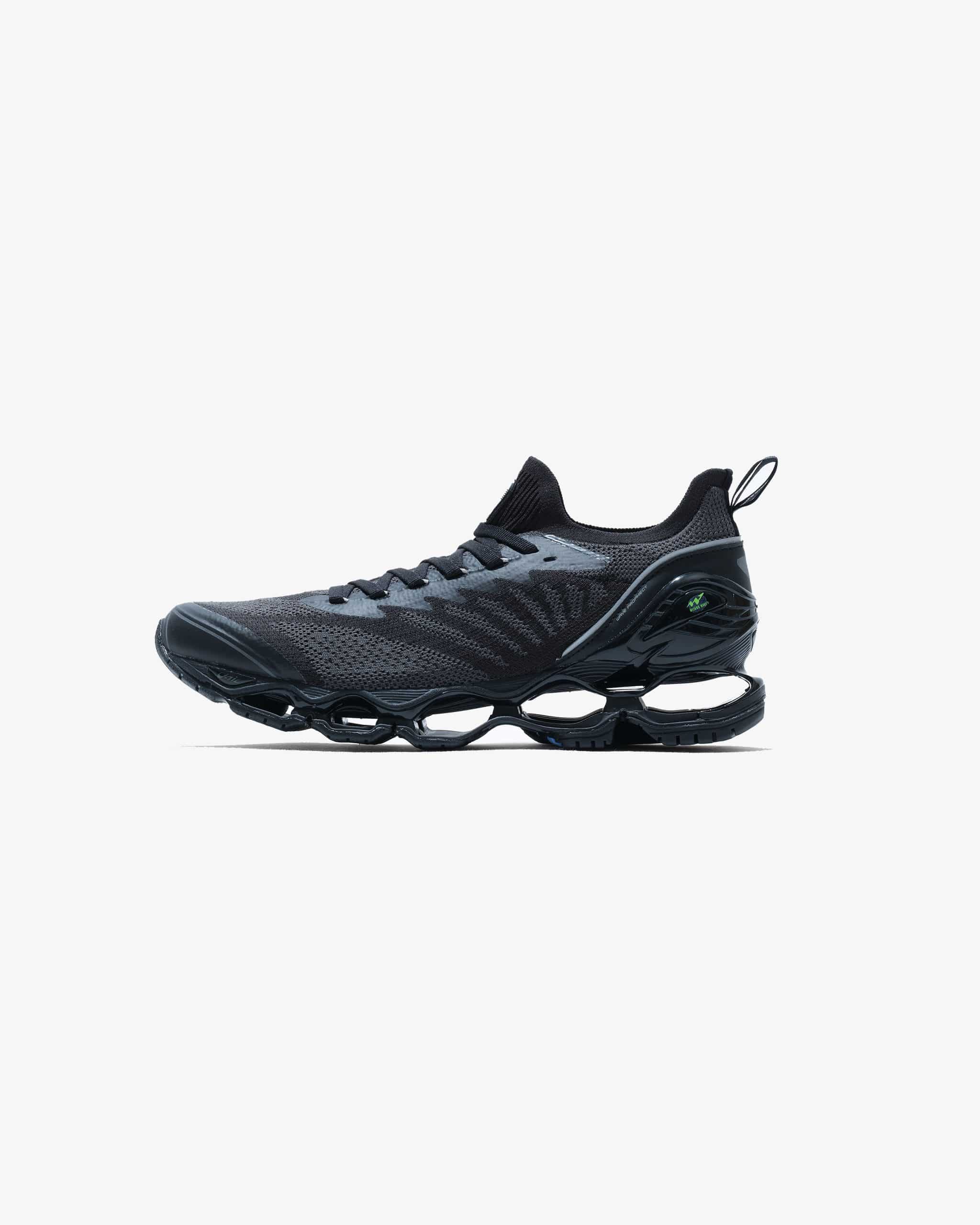 Mizuno, MAGIC STICK et mita sneakers signent une Wave Prophecy LS inédite