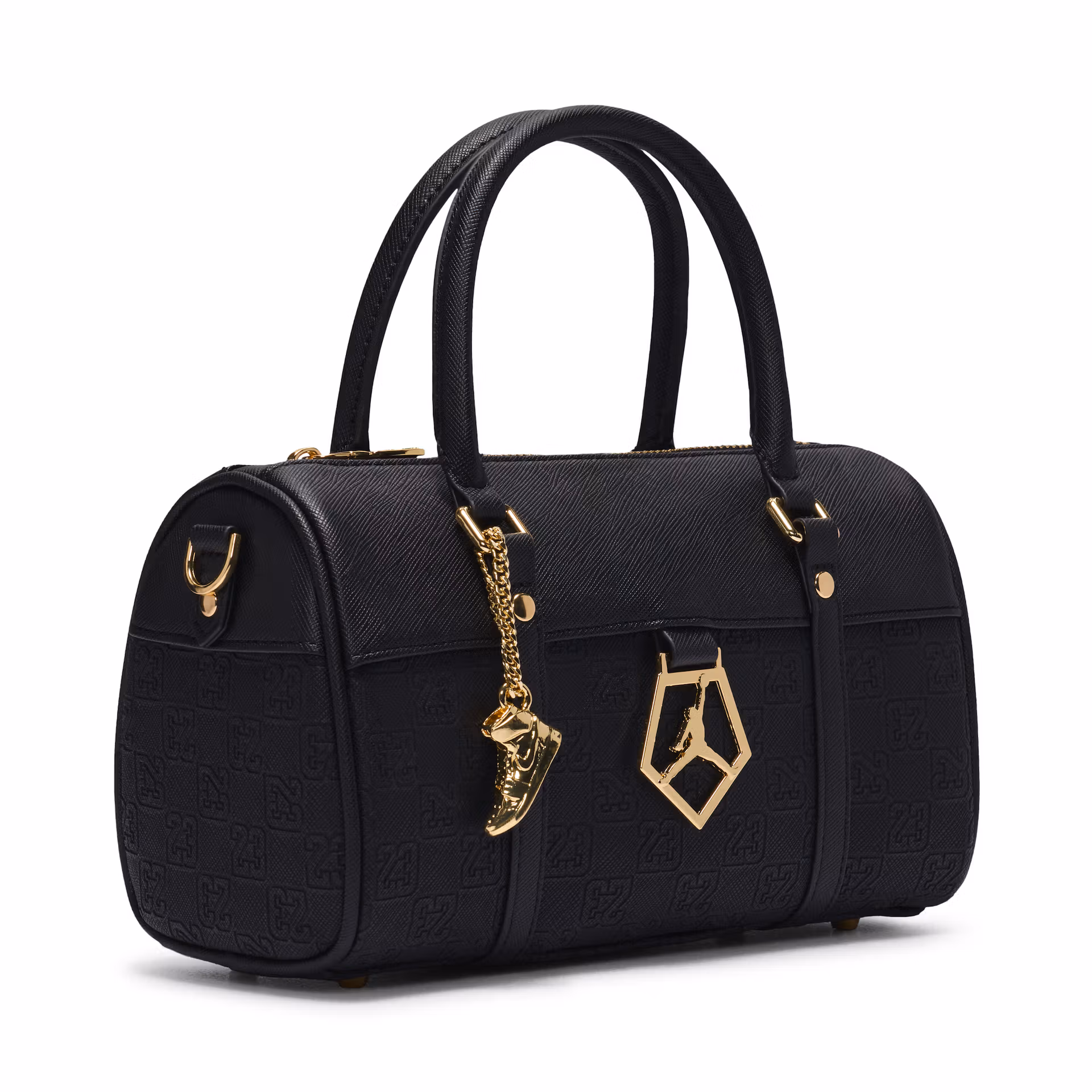Jordan Brand transforme ses accessoires en objets de luxe avec une nouvelle collection Black & Gold